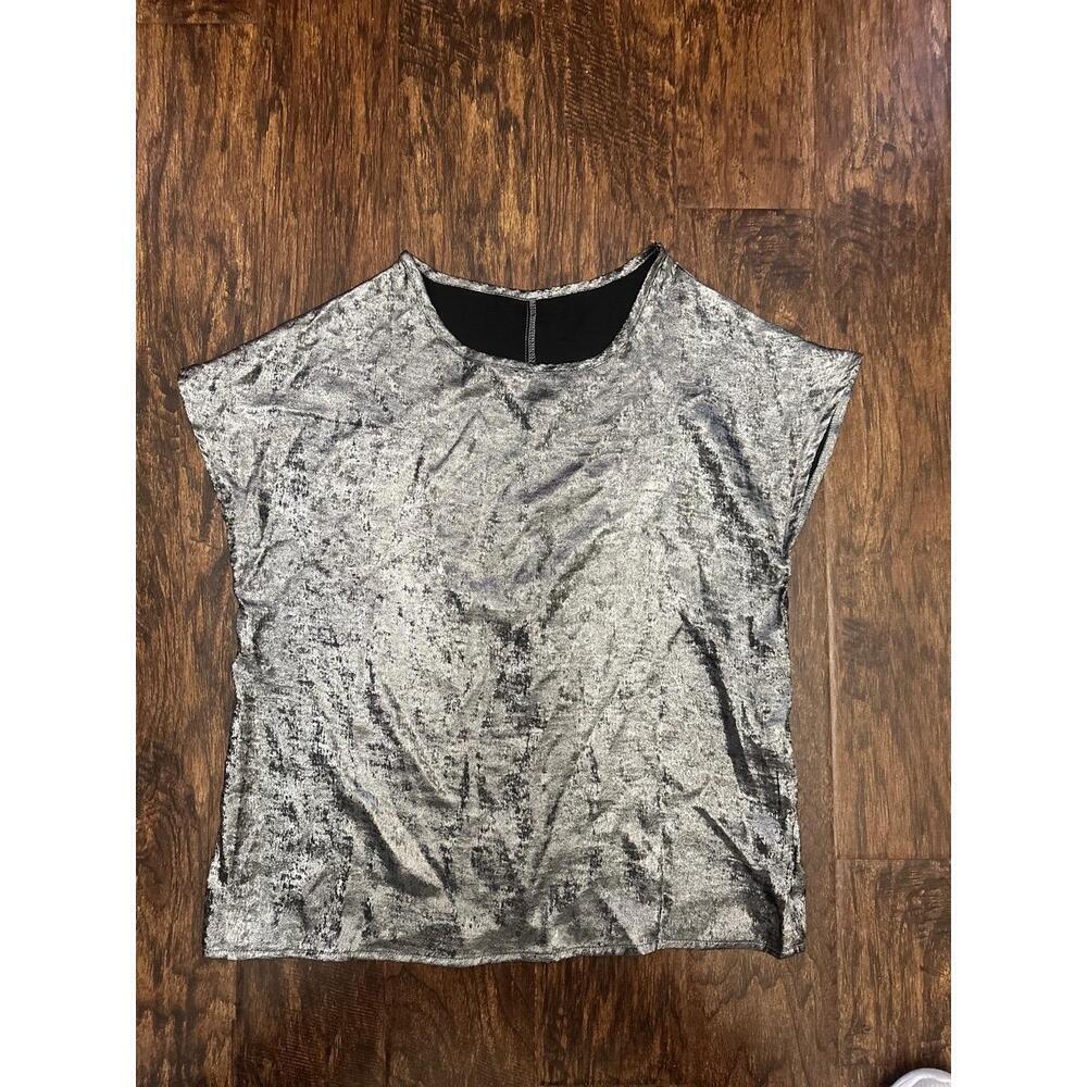 SHEIN Womens Short Sleeve‎ Top M Silver Metallic Cap Sleeve Edgy Glam